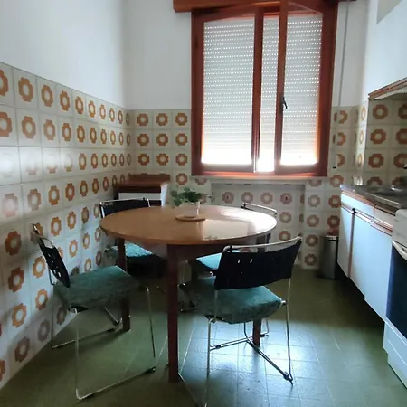Borghesi Fronte Con Parcheggio Privato Apartmán Rimini