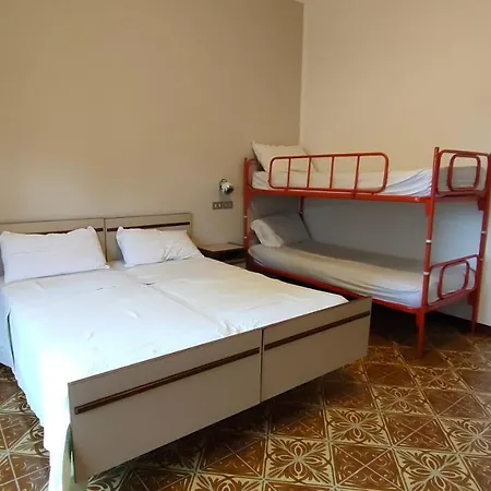 Borghesi Fronte Con Parcheggio Privato * Rimini